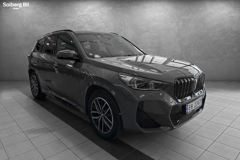 Bilde 3 av BMW iX1 xDrive30 FULLY/ HARMAN&KARDON/ 360.K/ HUD/ HENGER.F