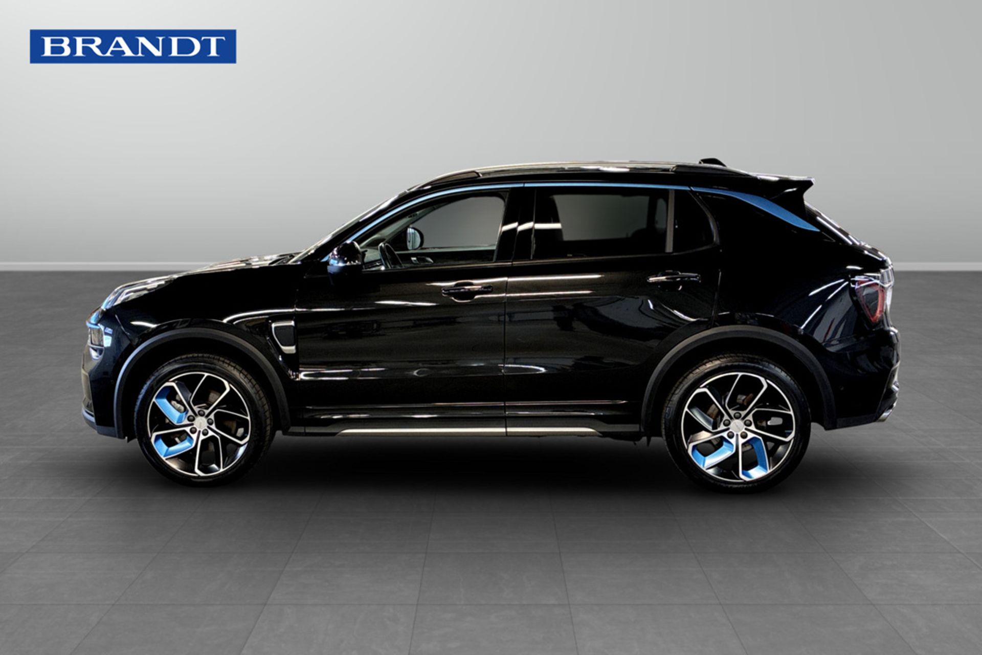 Lynk & Co 01 PHEV 2022, bild 3/9