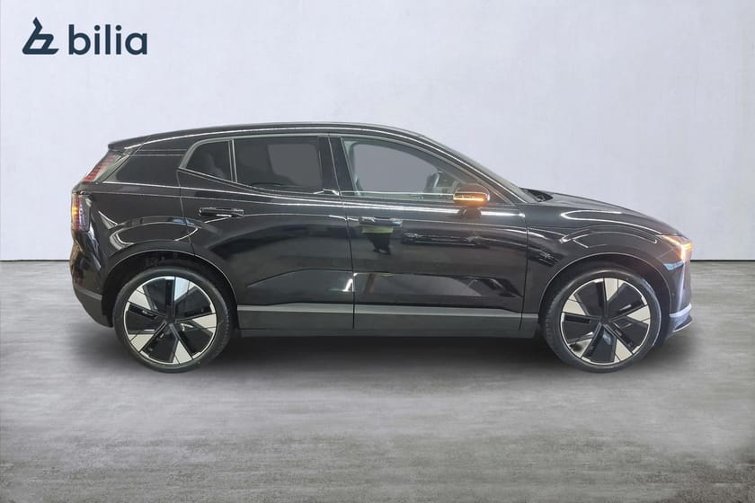 Bild 5 av Volvo EX30 Twin Motor Performance Ultra 360° I 20" I ULLKLÄDSEL