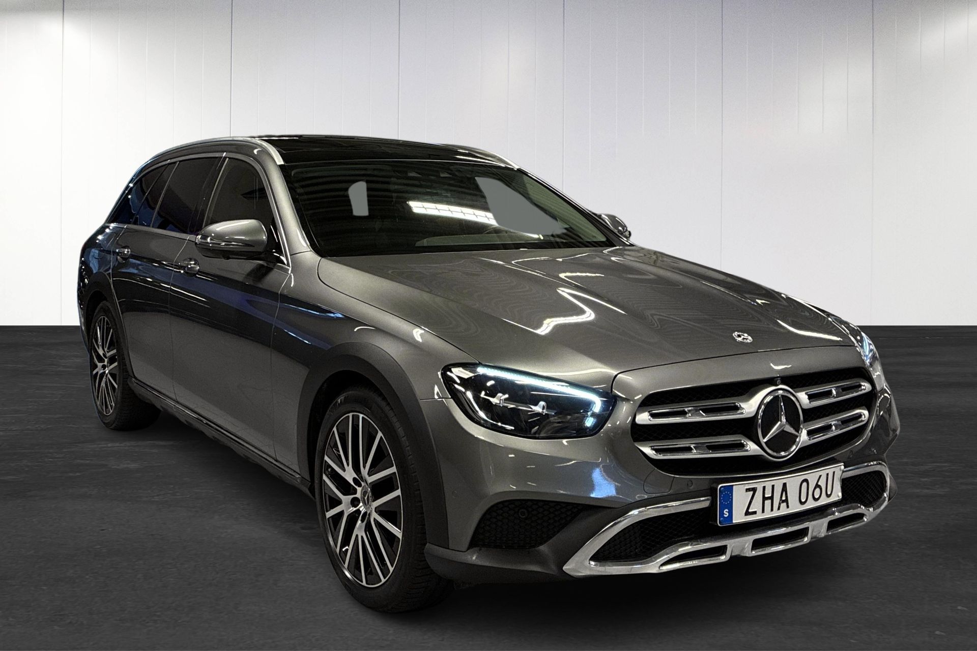 Mercedes-Benz E 220 D 4M ALL-TERRAIN 2023, bild 2/10