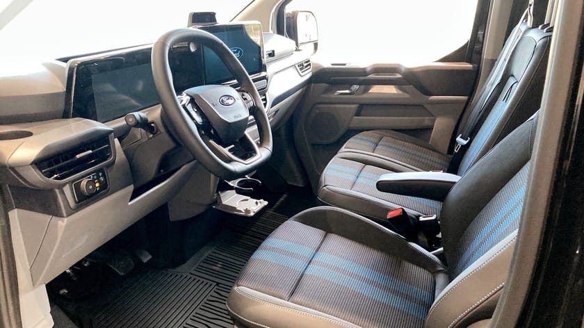 Bild 4 av Ford E-Transit Custom 340 AWD E-CUSTOM V710 26.50 SPORT SKÅP 340L 218 A