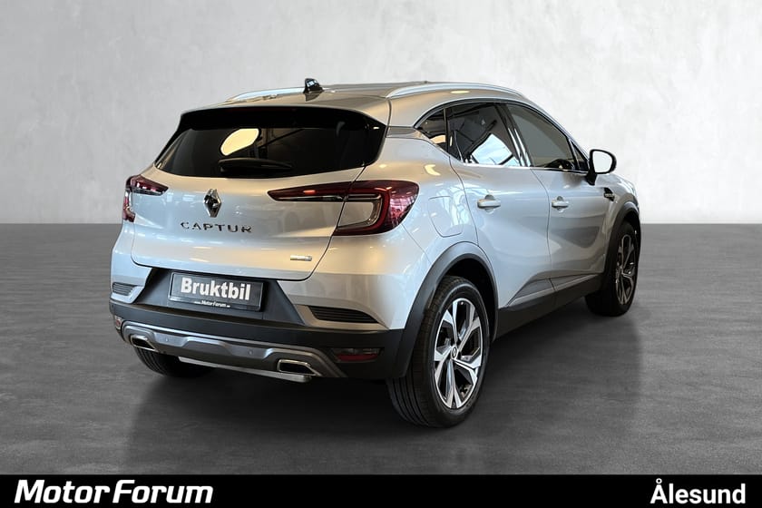 Bilde 4 av Renault Captur E-TECH Plugin-Hybrid 160 -R.S. LINE-HØY SITTESTILLING-APPLE CARPLAY-ACC-