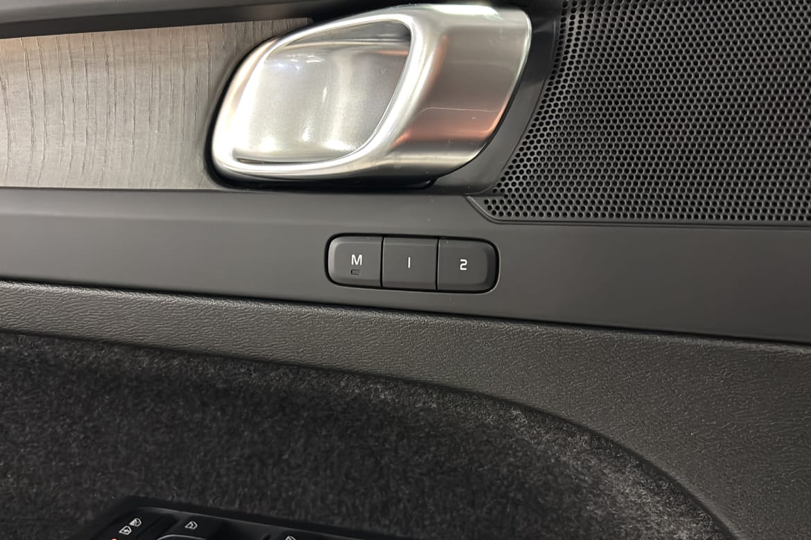 Volvo XC40 2025 - miniatyr 18