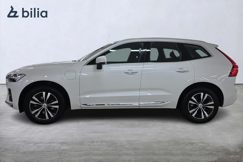 Bild 3 av Volvo XC60 Recharge T6 Core Edition /Panorama/Kamera/Keyless
