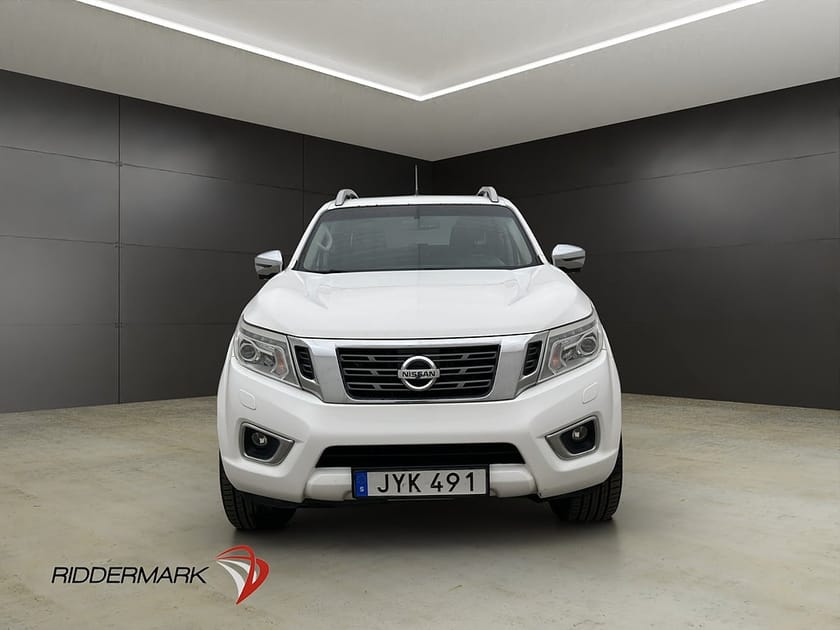 Bild 5 av Nissan Navara Dubbelhytt Tekna 2.3 4WD Drag 360° Diff Taklucka Skinn