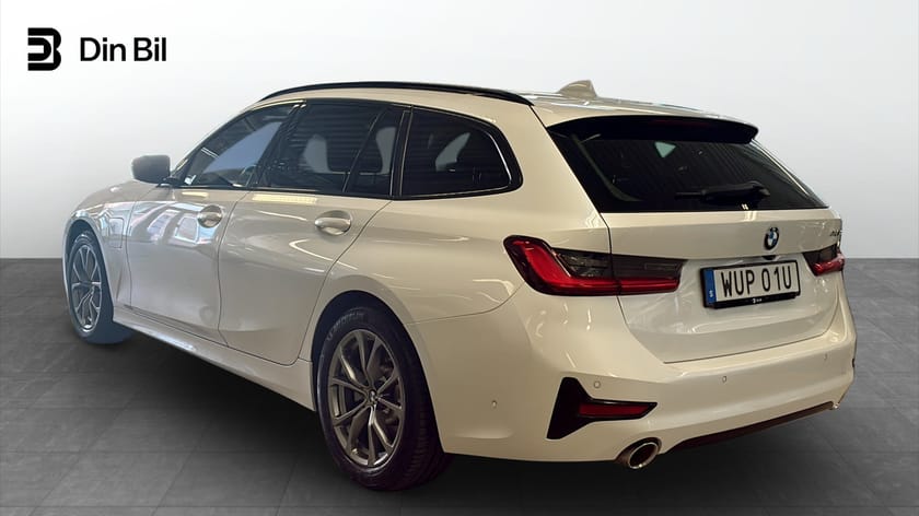 Bild 3 av BMW 330e Touring 