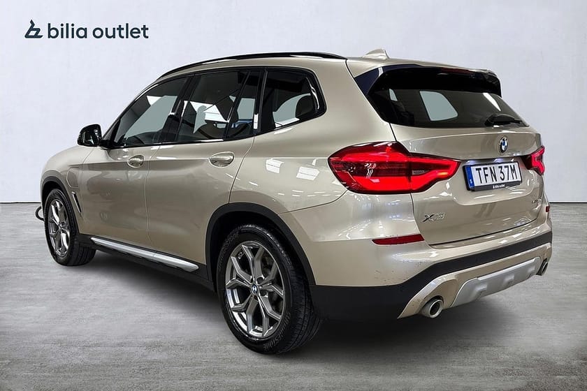 Bild 3 av BMW X3 xDrive30e Keyless Skinn MOMS