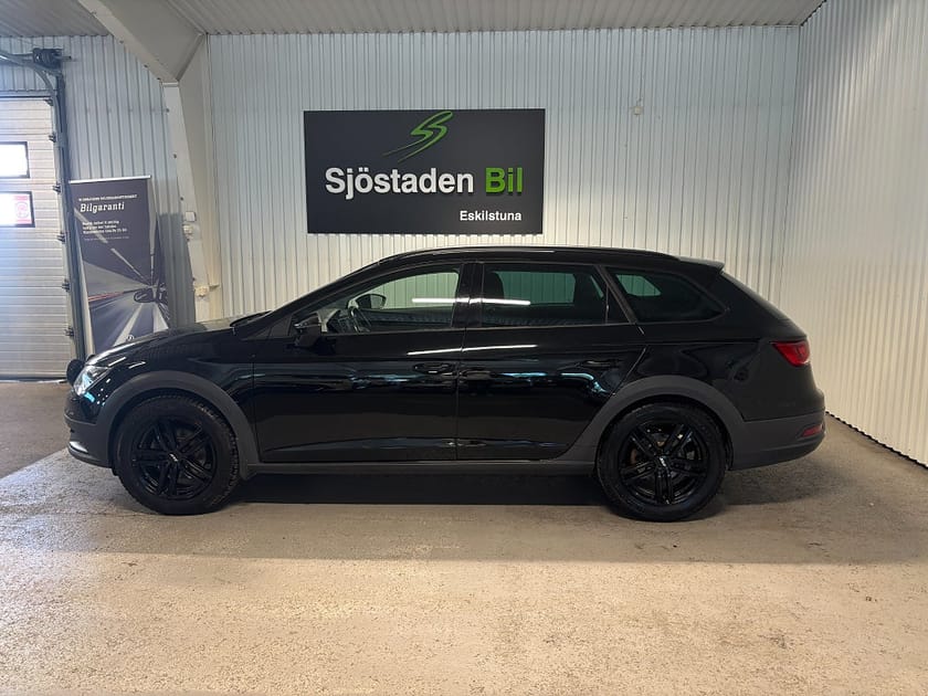 Bild 2 av SEAT Leon X-Perience 1.6 TDI 4Drive Bluetooth Kamera Dragkrok