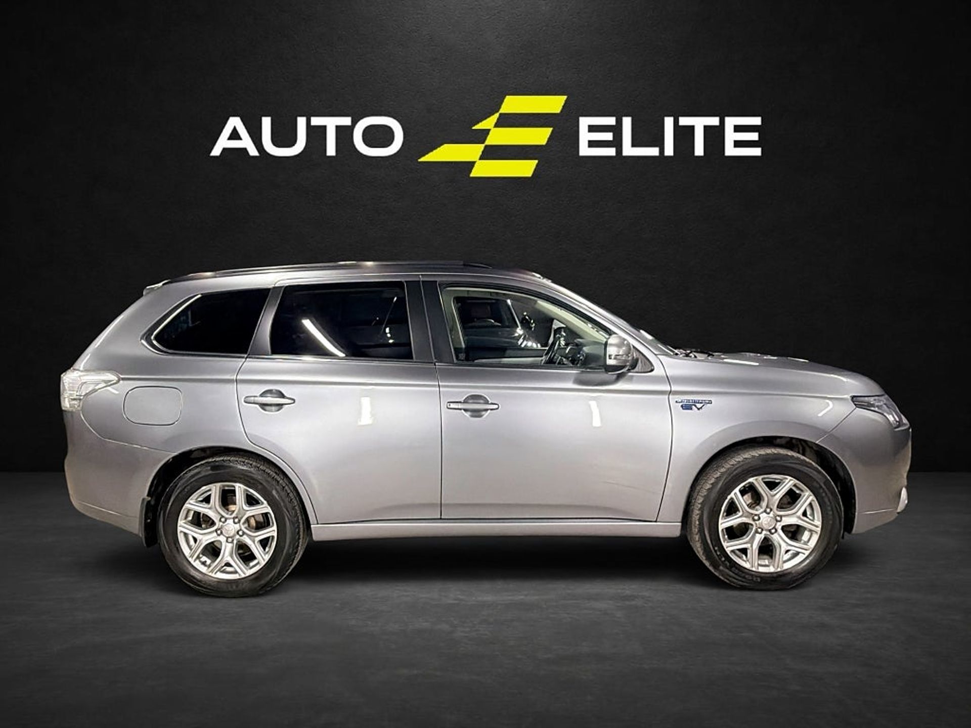 Mitsubishi Outlander PHEV 2014, bild 6/10