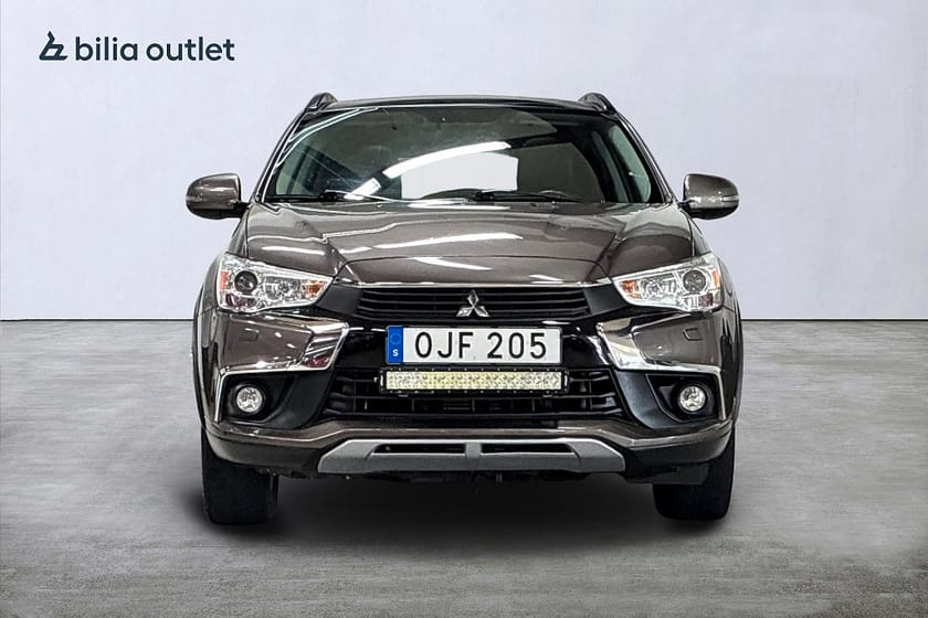 Bild 3 av Mitsubishi ASX 2.2 Di-D 4WD aut Business 150hk Panorama Navi Drag Bkam