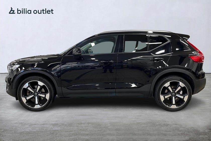 Bild 3 av Volvo XC40 B4 AWD DCT Momentum Advanced 197hk Drag 360° Navi H/K
