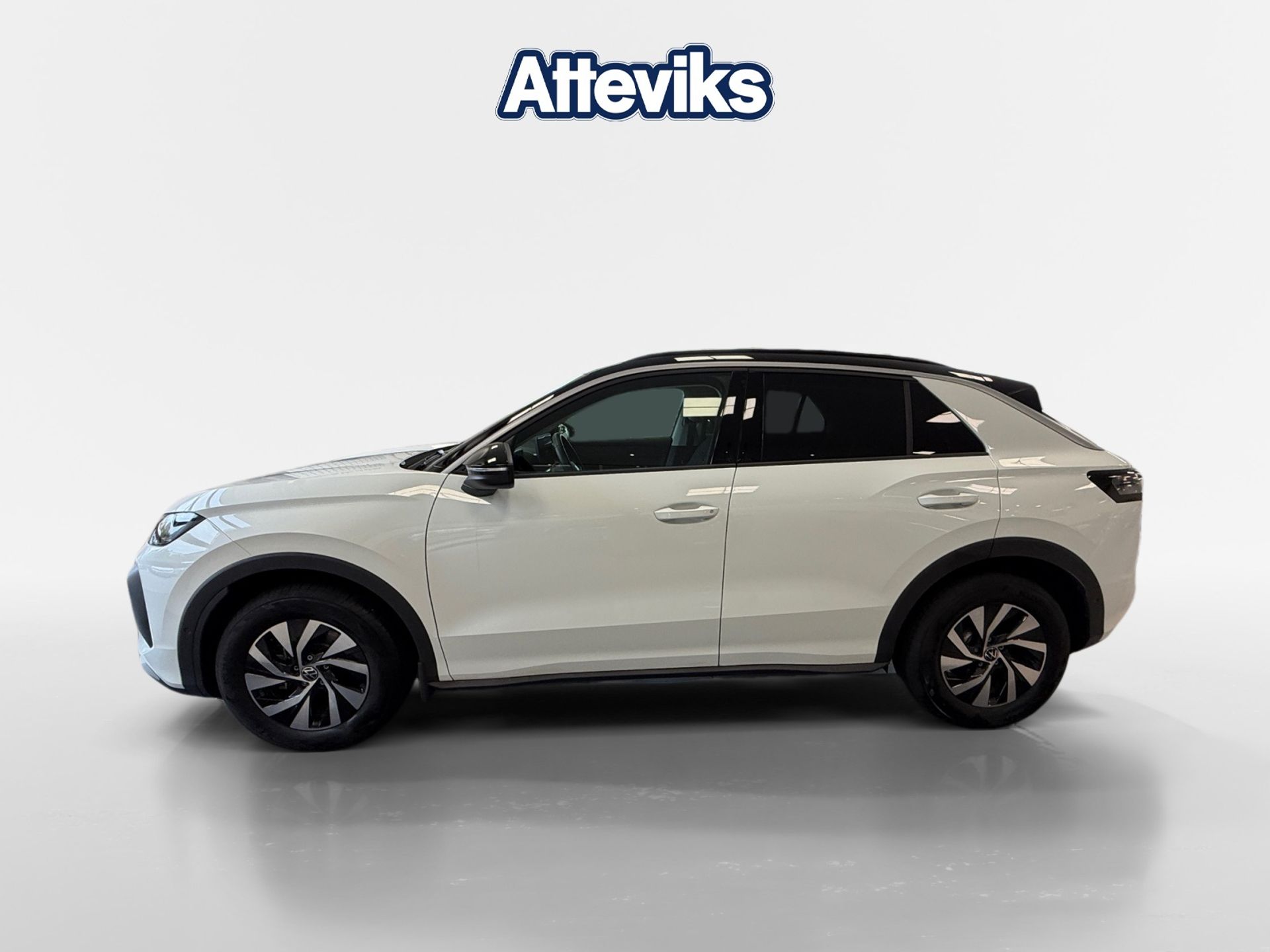 Volkswagen T-Roc 1.5 eTSI Life 2026, photo 7/10