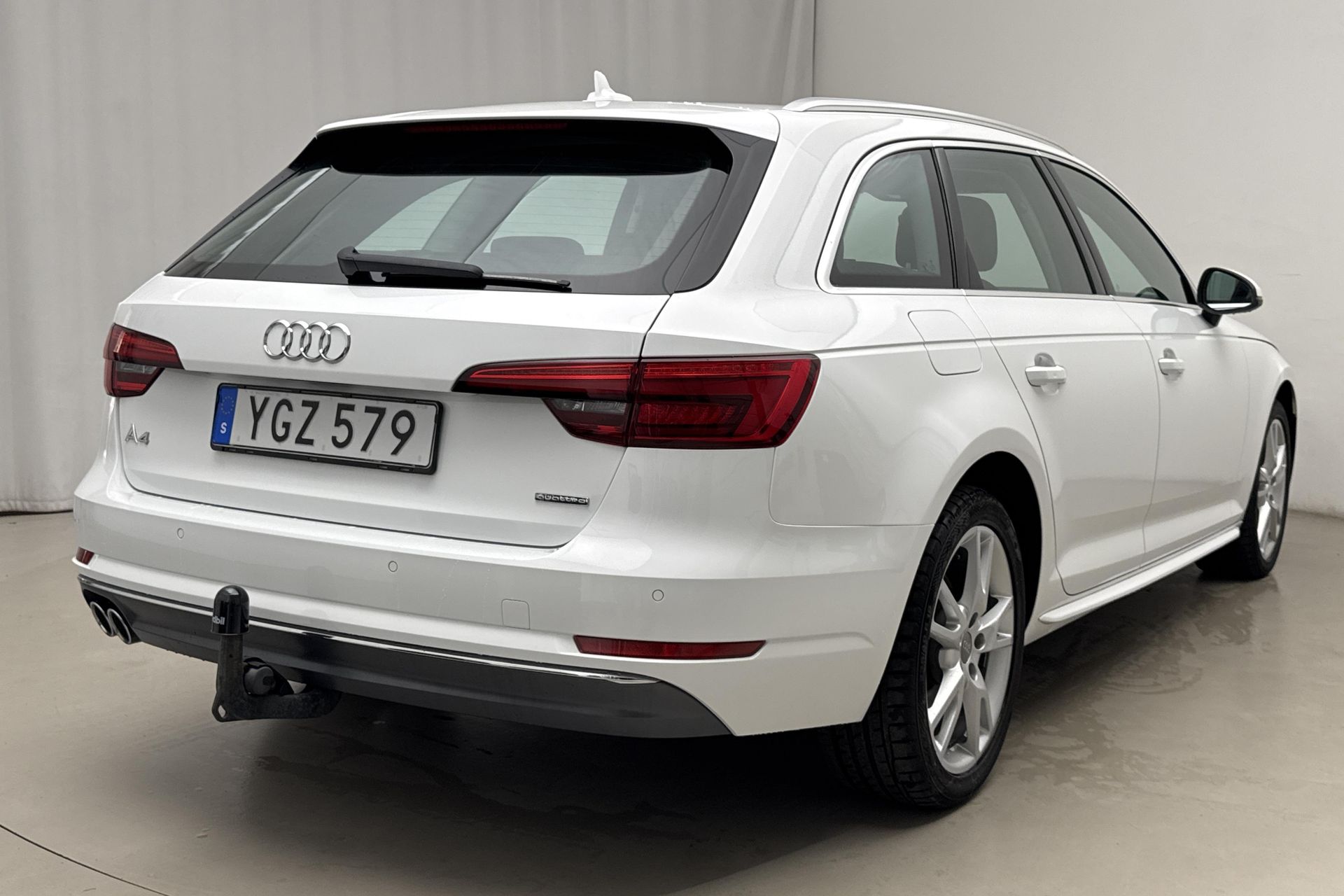 Audi A4 Avant 2.0 TDI quattro 2017, bild 3/10
