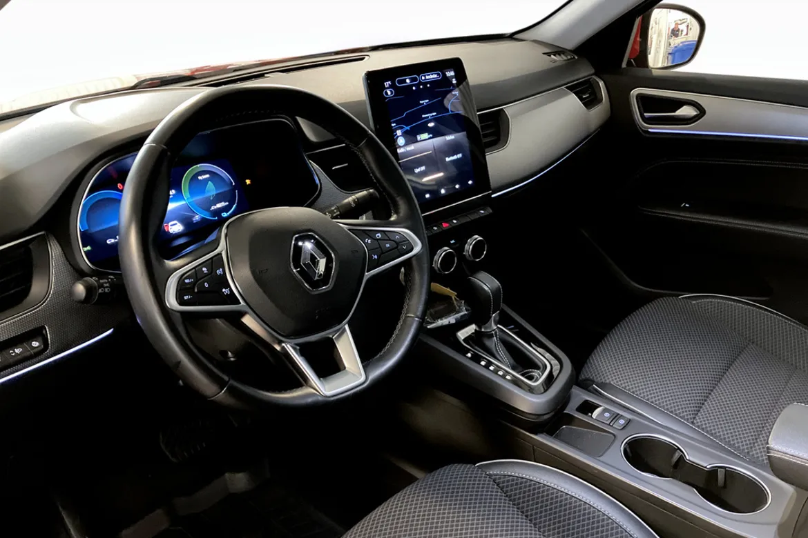 Renault Arkana E-TECH 145