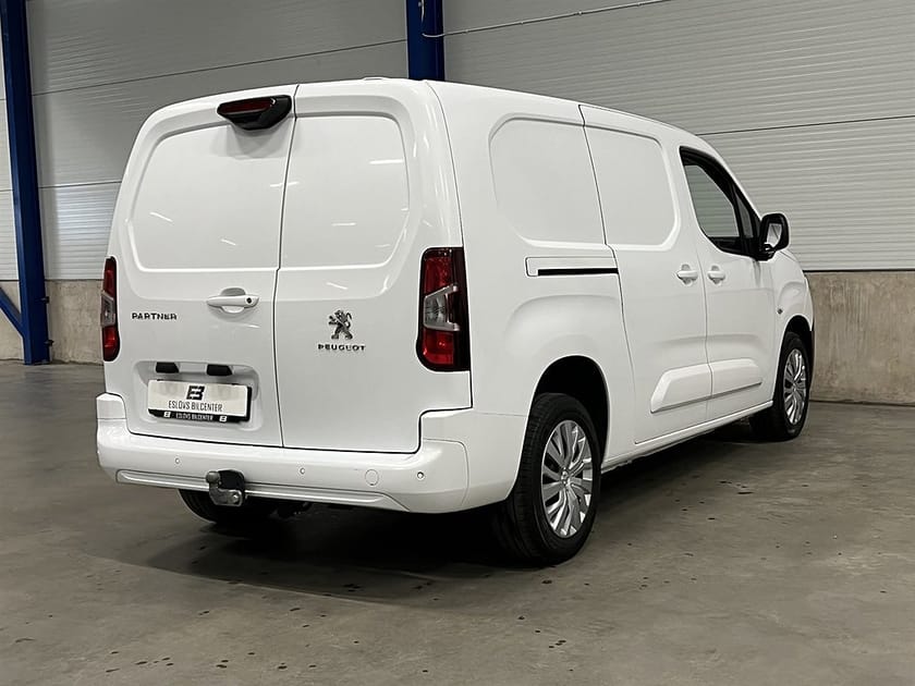 Bild 4 av Peugeot Partner Utökad Last 1.5 BlueHDi 130 HK L2 / Leasebar / Värmare / Aut / Drag /