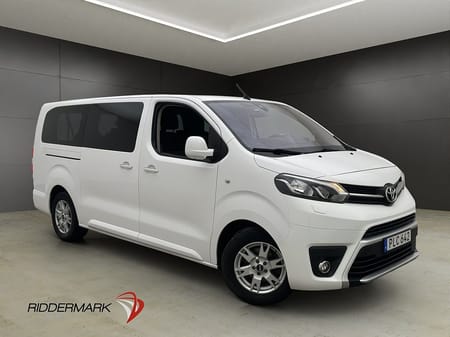 Toyota Proace Verso Extra Lång 2.0D Ny-Kamrem PDC 9-Sits HUD