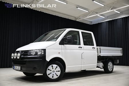 Volkswagen Transporter Chassi Dubbelhytt TDI 140HK Dubbelhytt|Flak|Drag|Värmare|Moms