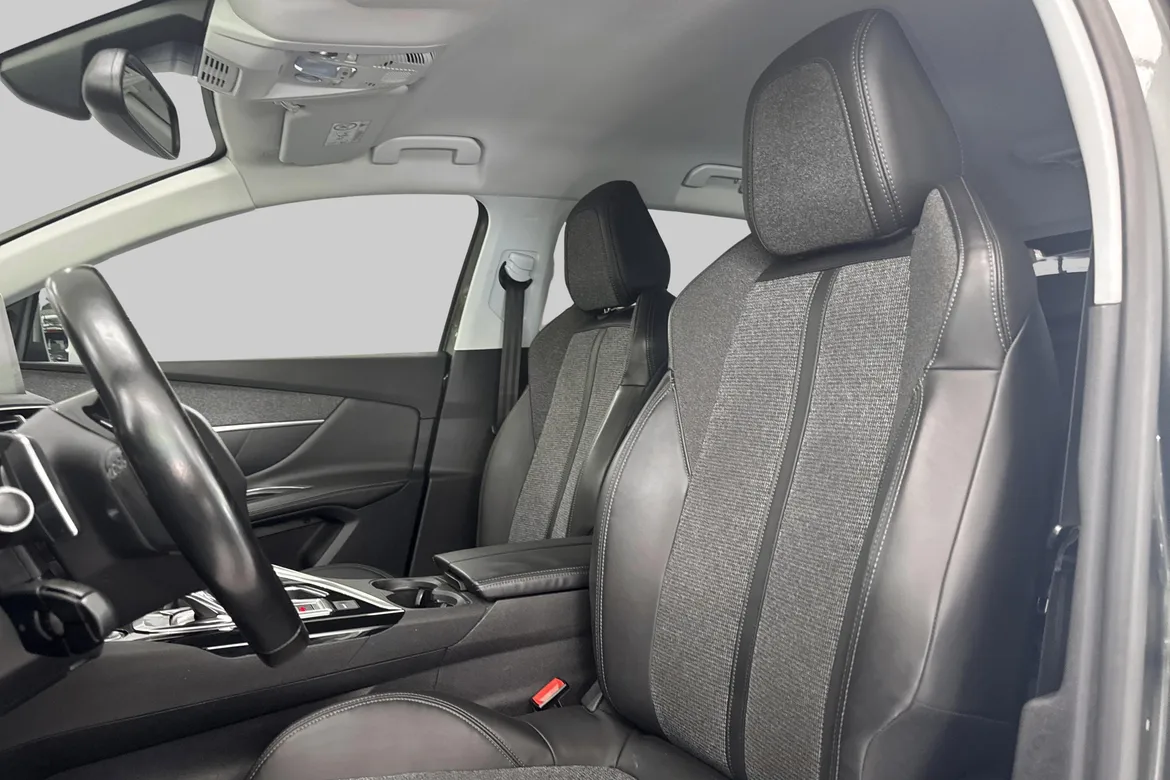 picture of a car