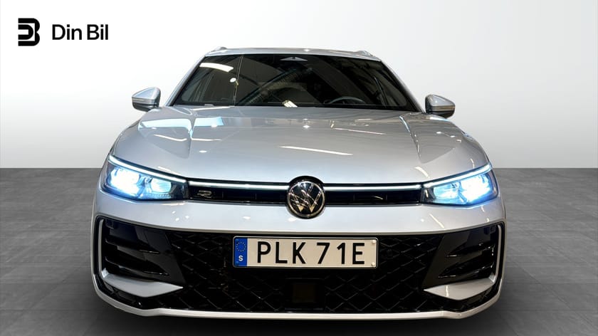 Bild 4 av Volkswagen Passat Variant eHybrid R-Line DSG Edition/Drag/Panorama