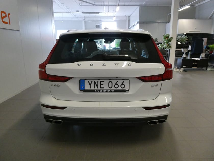 Bild 5 av Volvo V60 D4 *Ny Kamrem* Skinn-Värmare-kamera-Navi-Carplay-SoV