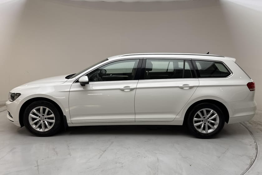 Bild 2 av Volkswagen Passat Sportscombi 1.5 TSI SC 150hk Adapt fart. CarPlay
