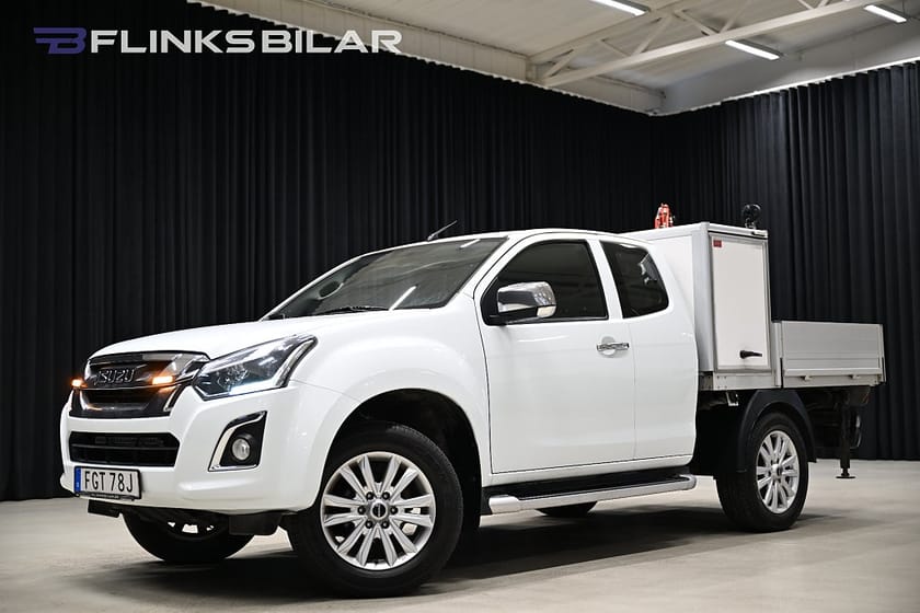 Bild 1 av Isuzu D-Max Space Cab 163HK Automat|Kranbil|Kran|Flak|EnÄgare|Leasbar|SeUtr!