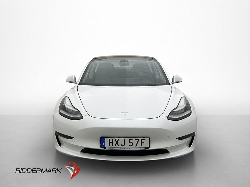Bild 3 av Tesla Model 3 Long Range AWD Autopilot Pano Svensksåld