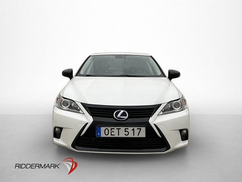 Bild 2 av Lexus CT 200h 1.8 CVT 136hk F-Sport Backkamera  M-Värm