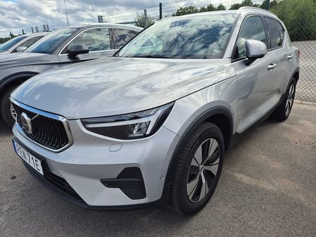Volvo XC40 B3 MILDHYBRID Core 163HK 360 kamera