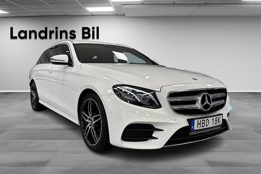 Bild 3 av Mercedes-Benz E 220 T d 4MATIC AMG Drag Värmare Burmester Minnestolar