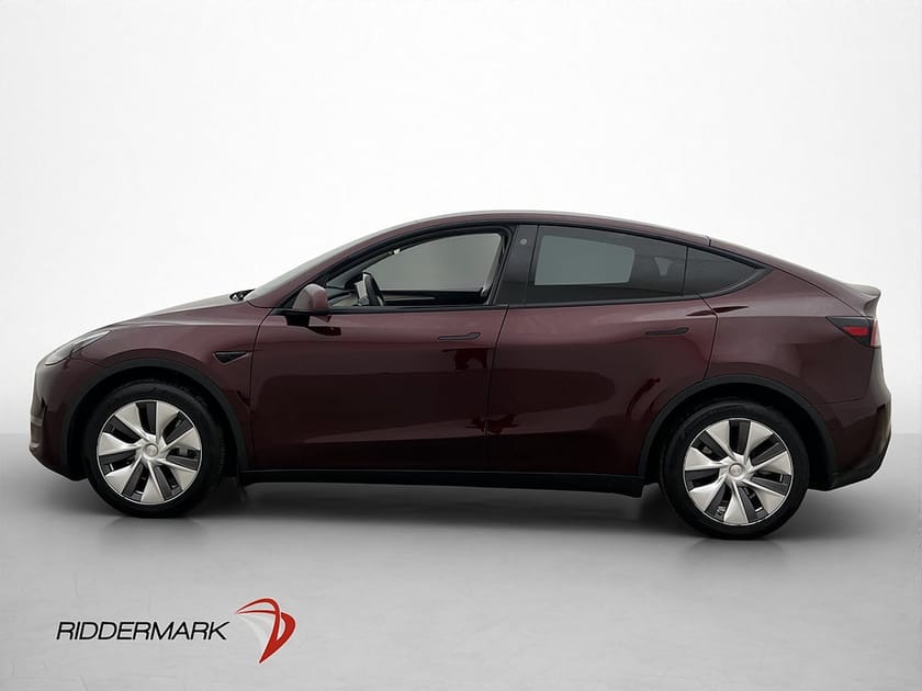 Bild 5 av Tesla Model Y Long Range AWD Dragkrok Svensksåld