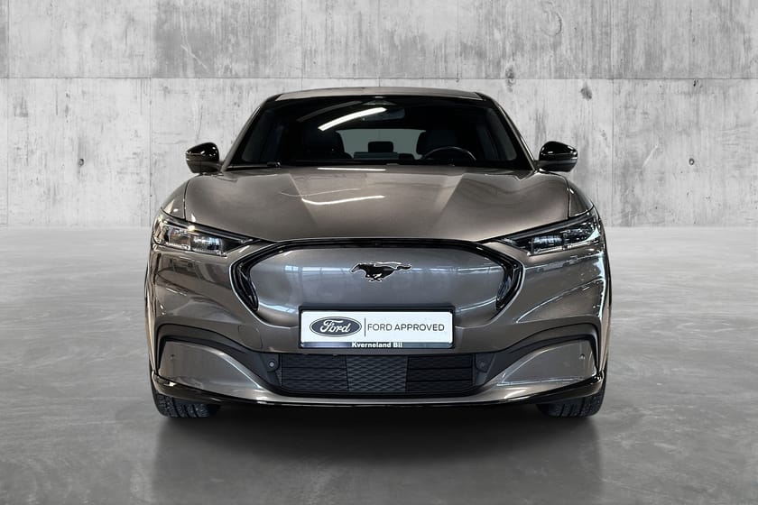 Bilde 2 av Ford Mustang Mach-E Long Range RWD/Krok/360 kamera/B&O/Skinn/600 KM/
