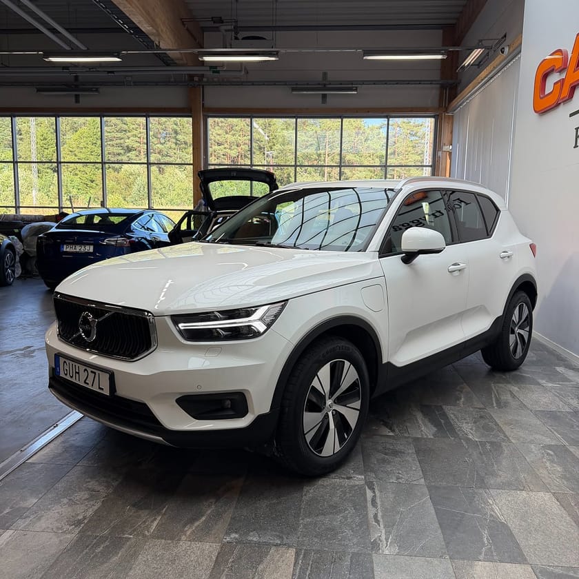 Bild 5 av Volvo XC40 T5 Twin Engine DCT Momentum Advanced Rattvärme Apple