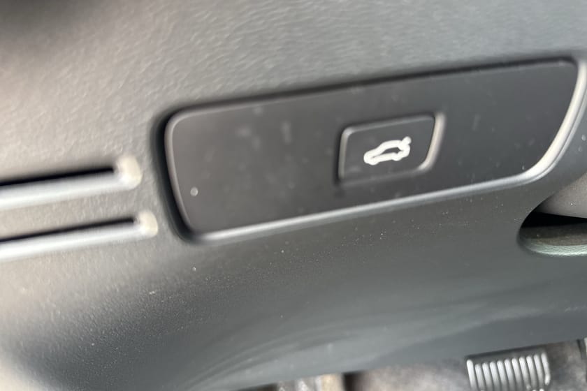 Bild 1 av Volvo XC40 Recharge Single Motor Plus Edition
