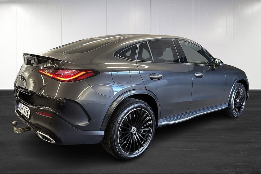 Bild 4 av Mercedes-Benz GLC 300 d e Coupé 4MATIC de AMG /HEAD UP/MASSAGE