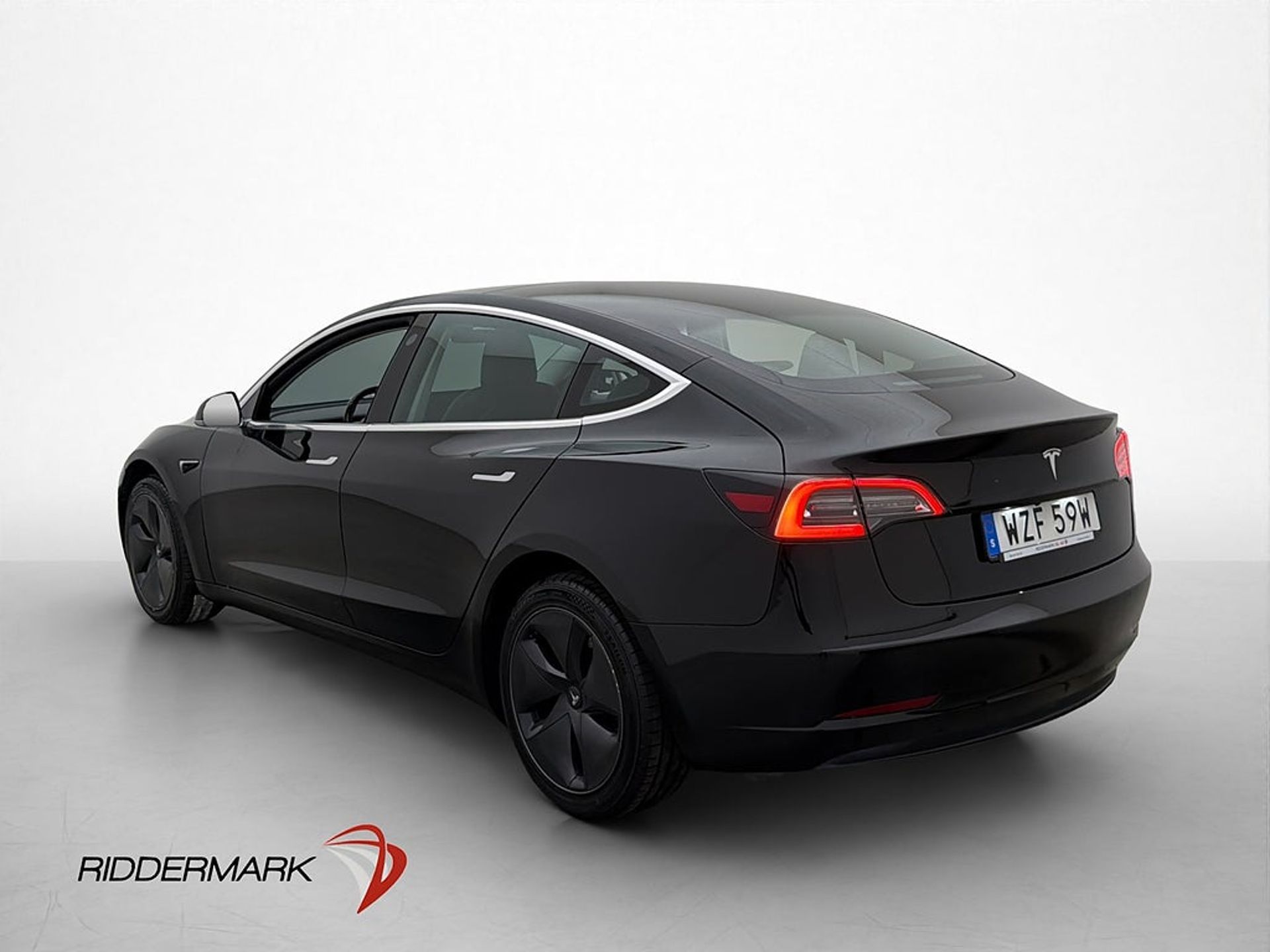 Tesla Model 3 Standard Range Plus 306hk 2019, bild 6/10