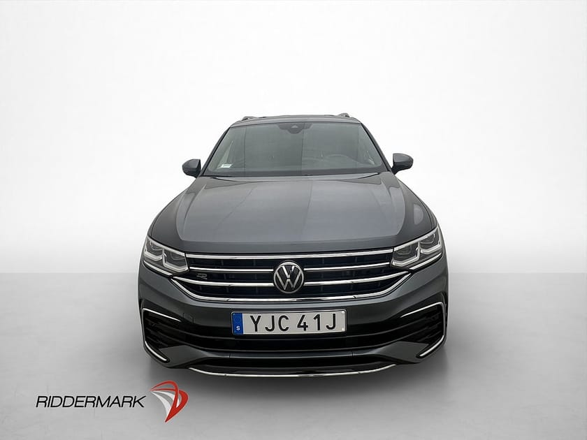 Bild 2 av Volkswagen Tiguan Allspace 5-sätes R-Line Drag Kamera CarPlay Navi