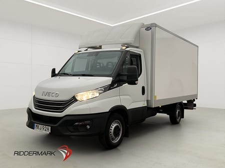 Iveco Daily 35-140 Chassi Cab 2.3JTD BAKGAVELLYFT Sidodörr Värmare Kamera Moms