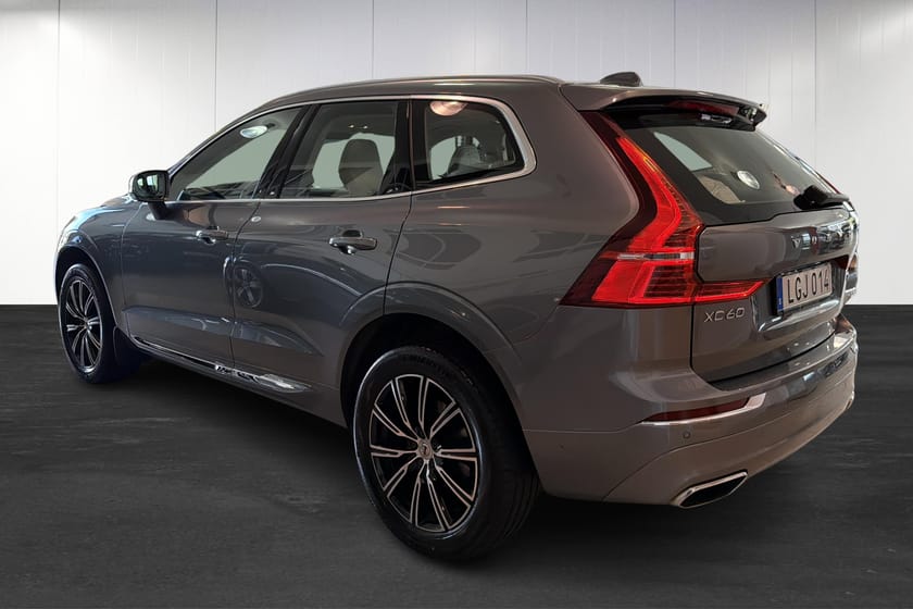 Bild 3 av Volvo XC60 T5 AWD  Inscription / Panorama / Drag