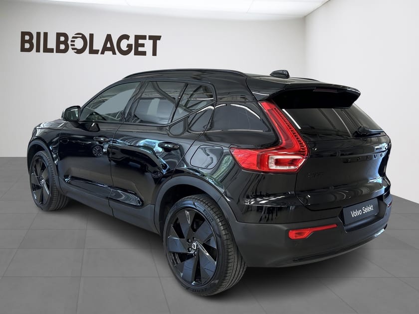 Bild 2 av Volvo EX40 Twin Motor Performance M Ultra Black Edt