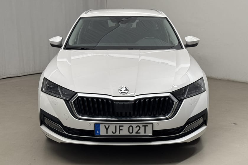 Bild 5 av Škoda Octavia Kombi G-TEC 1.5 TSI Combi (130hk) Drag Kamera