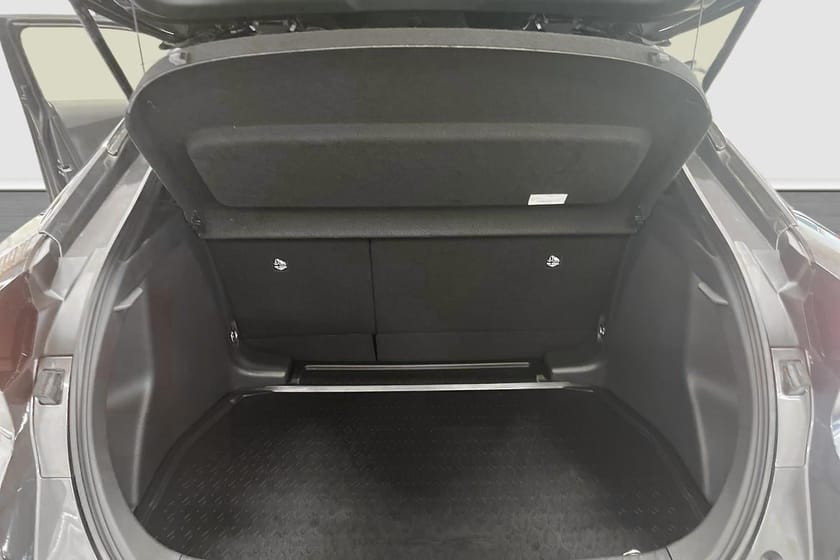 Bild 3 av Toyota C-HR Hybrid 1,8 Style, Motorvärmare, Vinterhjul