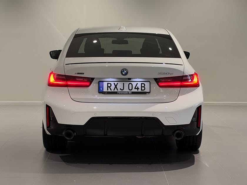Bild 4 av BMW 330e xDrive Sedan