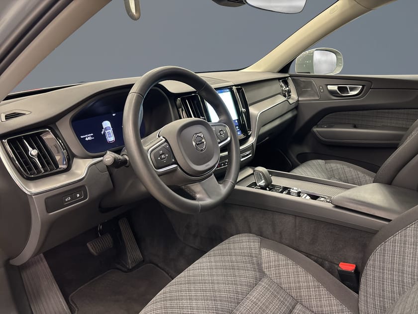 Bild 5 av Volvo XC60 T6 AWD Core Edition//Harman Kardon//