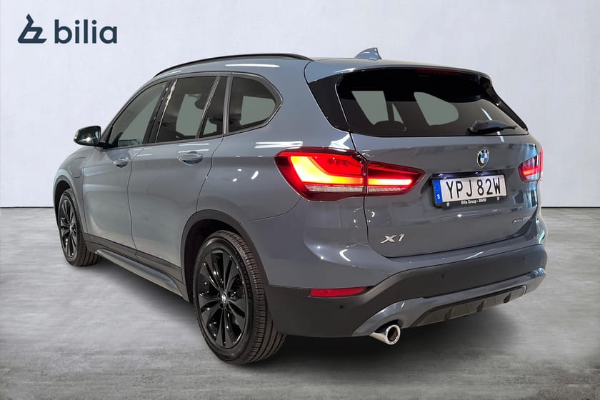 Bild 2 av BMW X1 xDrive25e Backkamera / HIFI / Drag / Rattvärme / Head up