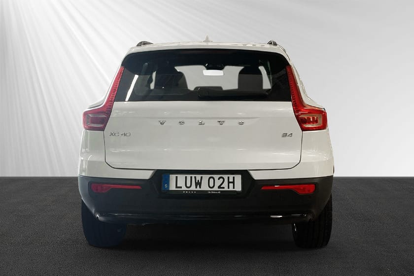 Bild 2 av Volvo XC40 B4 FWD Bensin Plus Dark