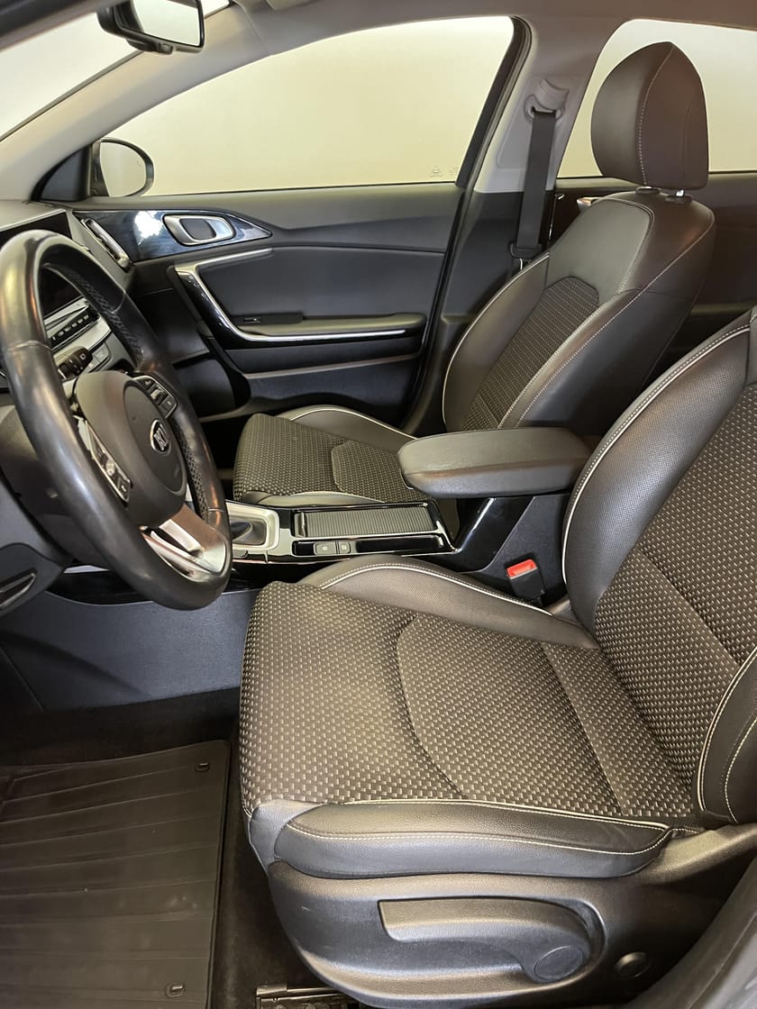 Bild 4 av Kia XCeed 1.4 T-GDi / Navigation / Metallic /