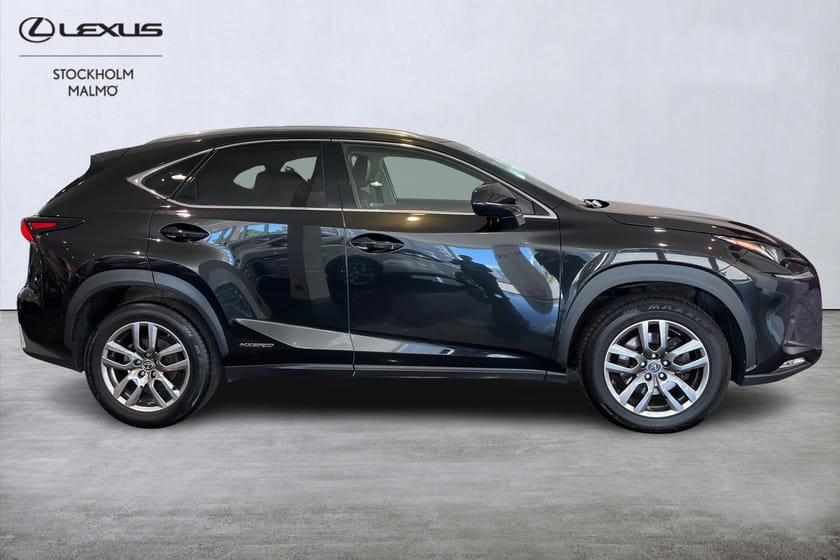 Bild 2 av Lexus NX 300h AWD Executive Keyless B-kamera Dragkrok