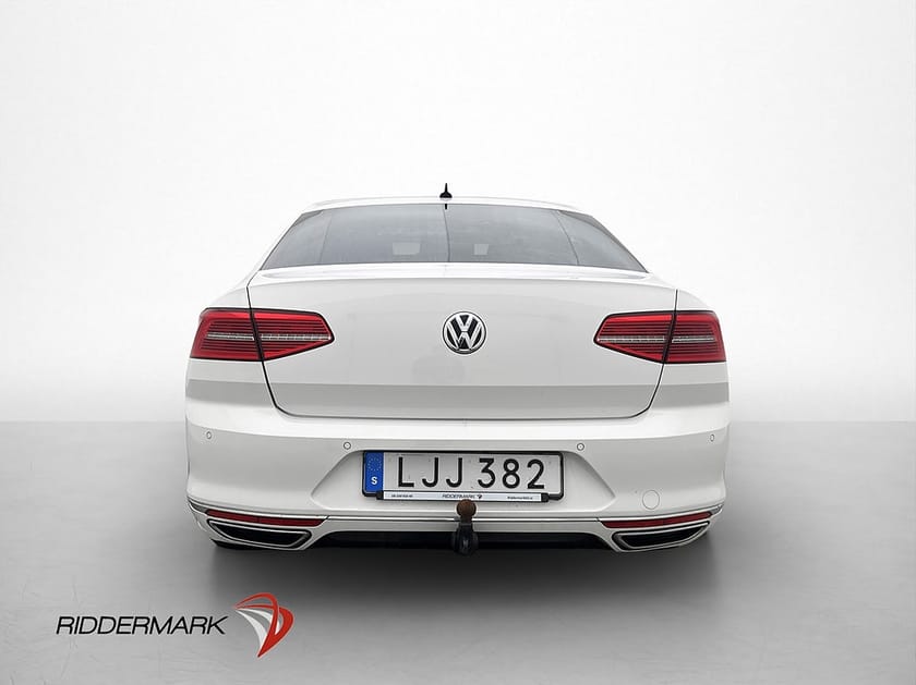 Bild 5 av Volkswagen Passat 240hk 4M R-Line Läder Kamera Cockpit Drag