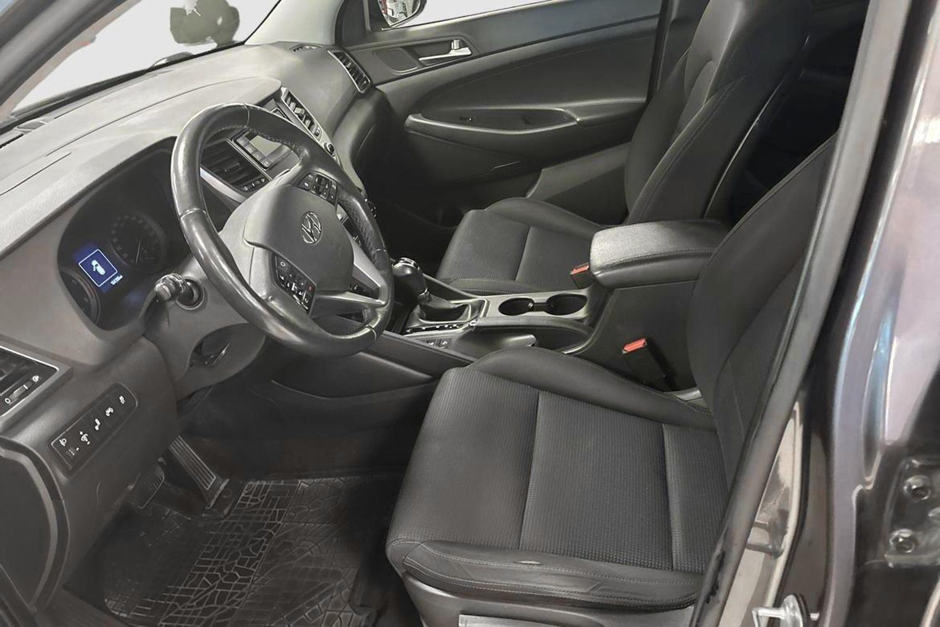 Hyundai Tucson 2.0 CRDi 4WD 2017, bild 7/10